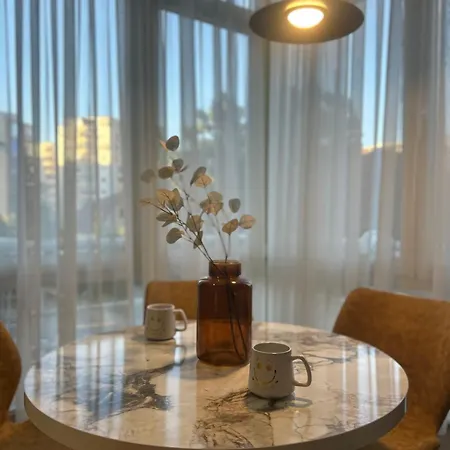 Alles Komuna Apartman