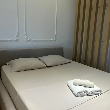 Alles Komuna Appartement