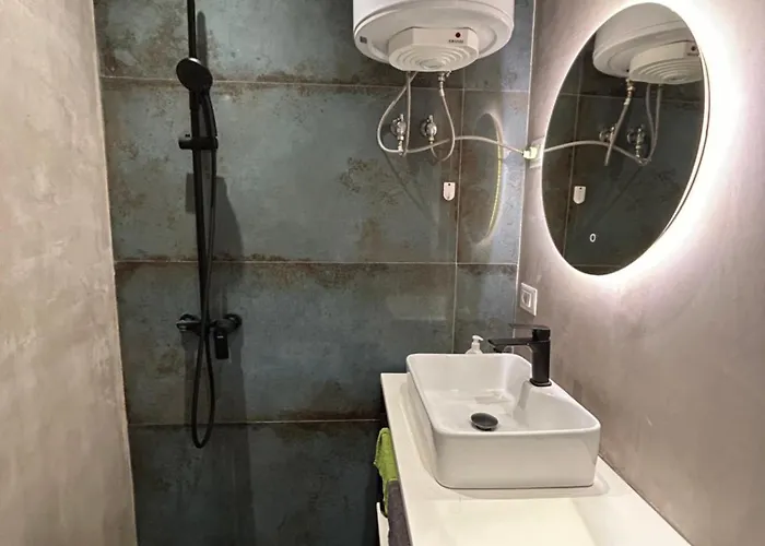 Alles Komuna Appartement *